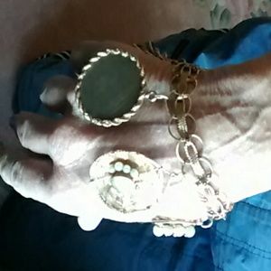 14 karat gold vintage charm bracelet